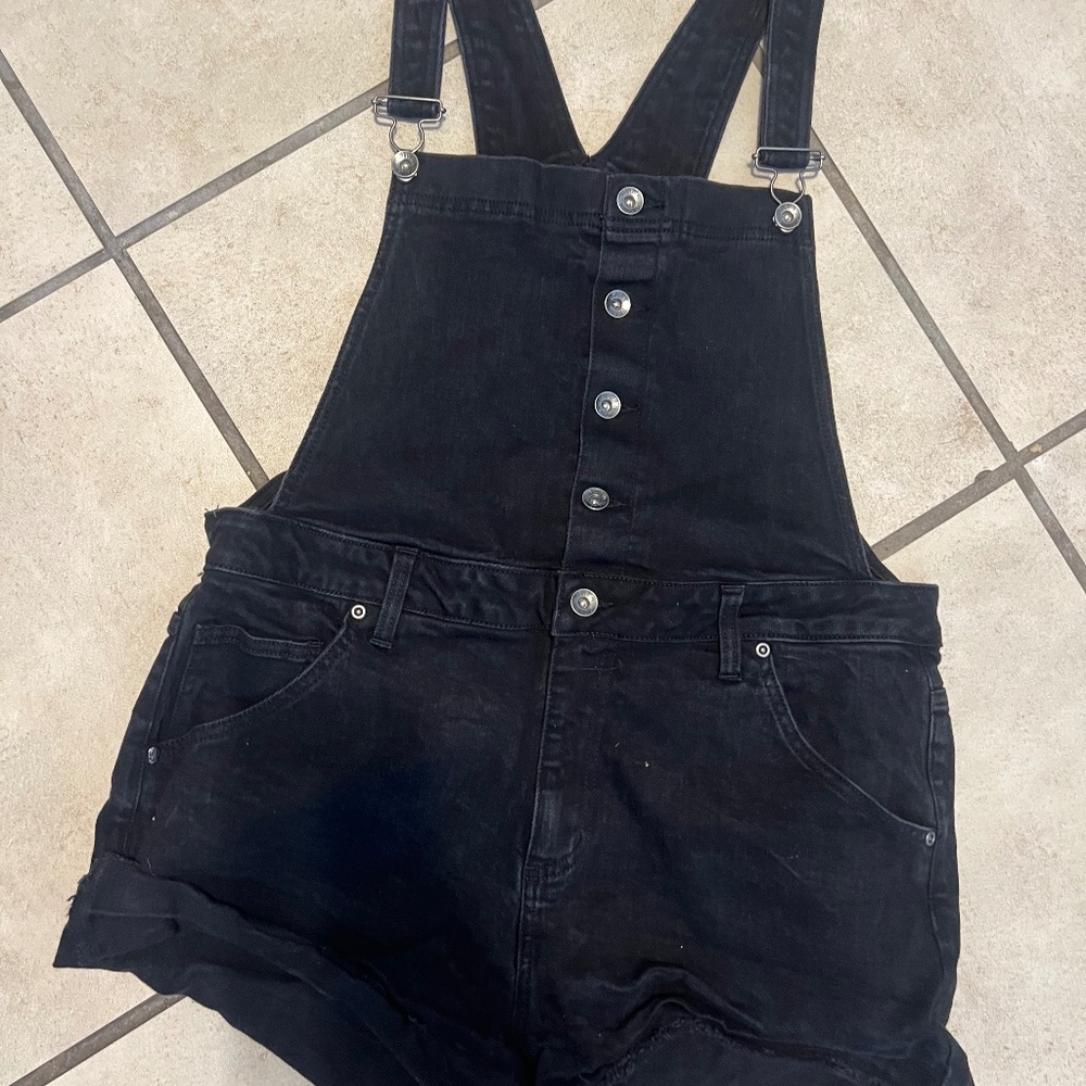 Hot Topic Short Overalls size large (12)